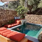 Maison 2 Et Piscine Chauffee Entre L'ile Rousse Et Casa de Férias